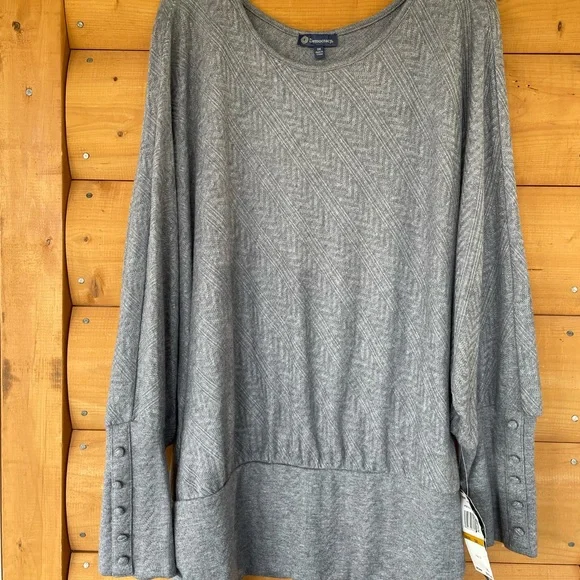 Democracy Women's Sweater with Button Accents and Side Ruching. Plus Size 3X - Picture 12 of 13